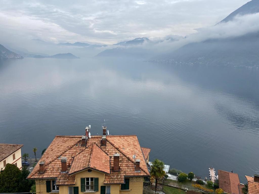 Ferienwohnung Luxury Penthouse With Big Terrace Argegno Exterior foto